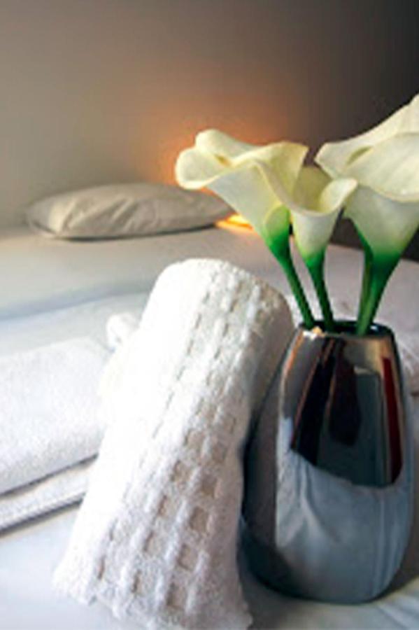 Pousada Fullano _ Entre Copacabana E Ipanema - Suites Privativas Confortaveis! ริโอเดจาเนโร ภายนอก รูปภาพ